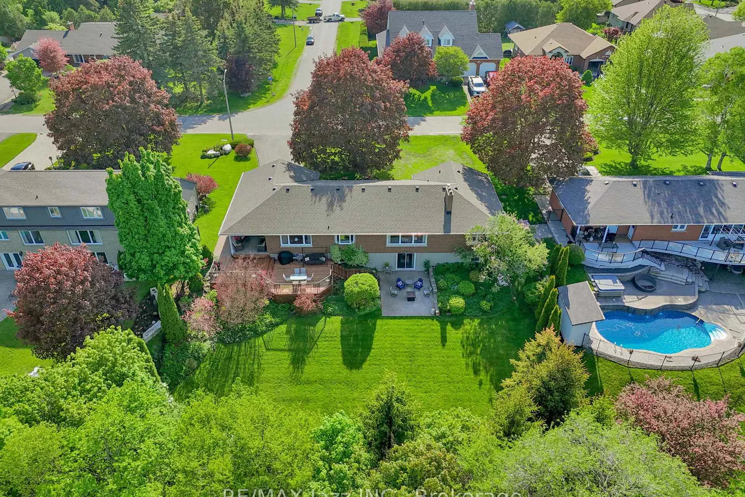 961 Swiss Heights