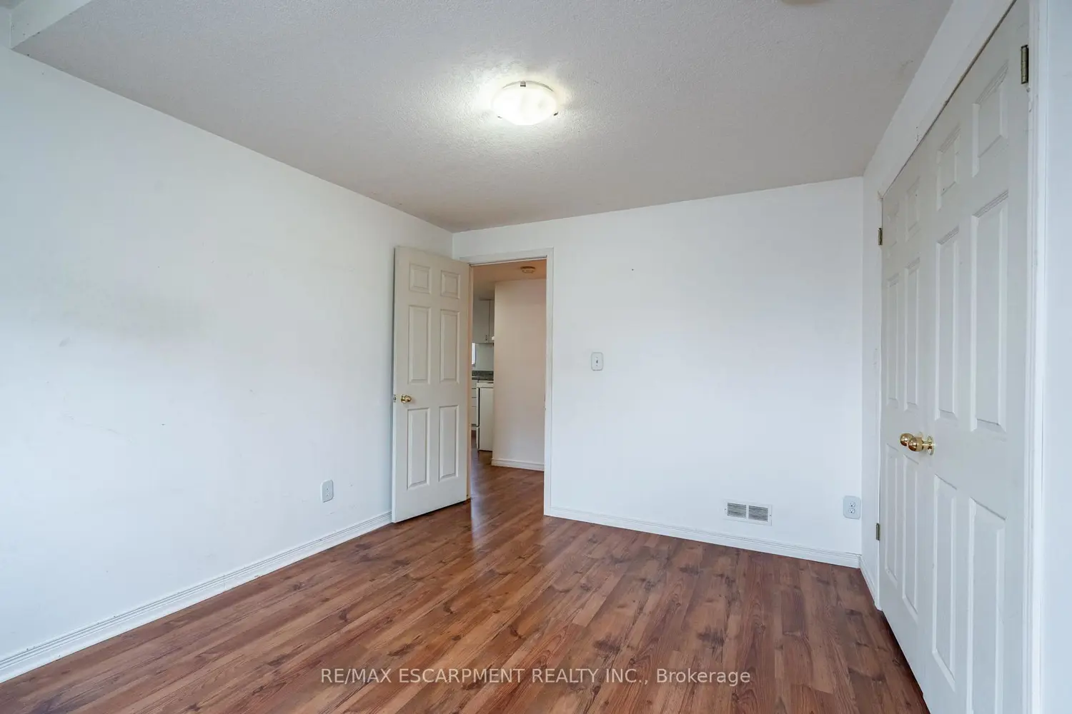 Additional image 8 of 154-156 Freelton Road
