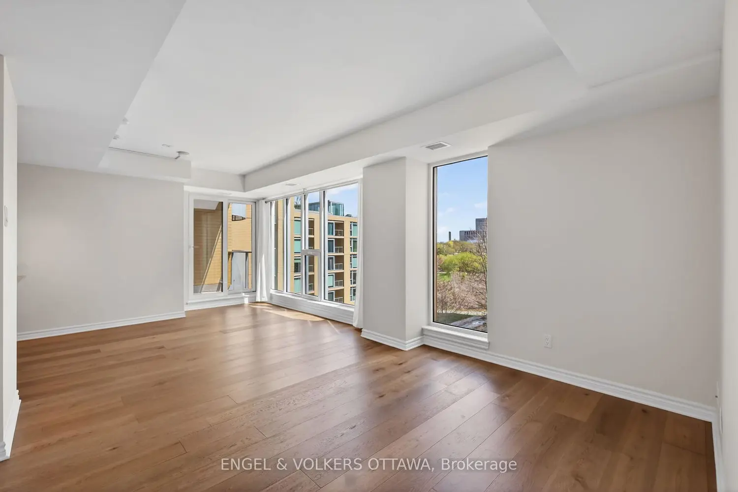 250 Lett Street 521 photo 3
