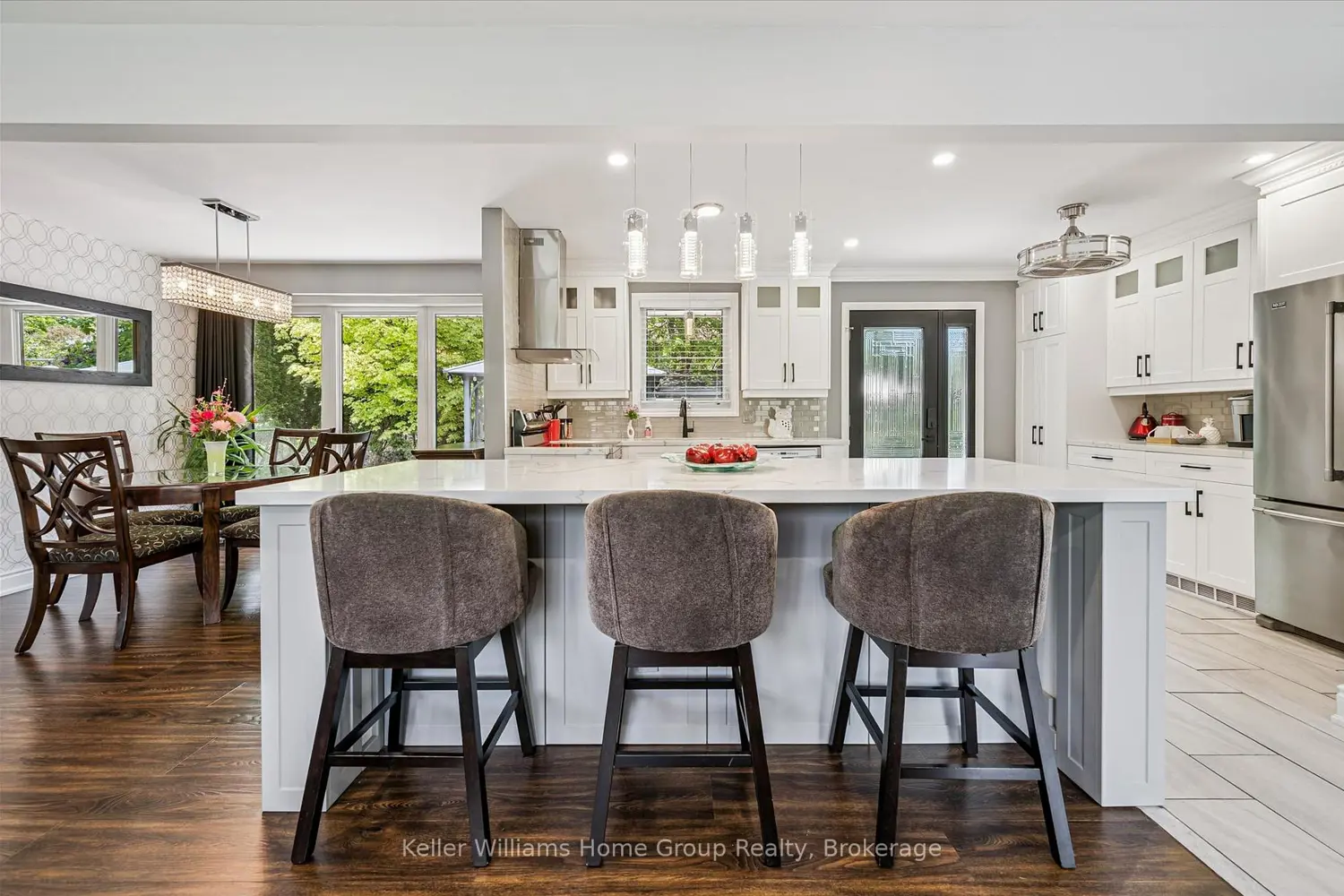 745 Blair Street photo 3
