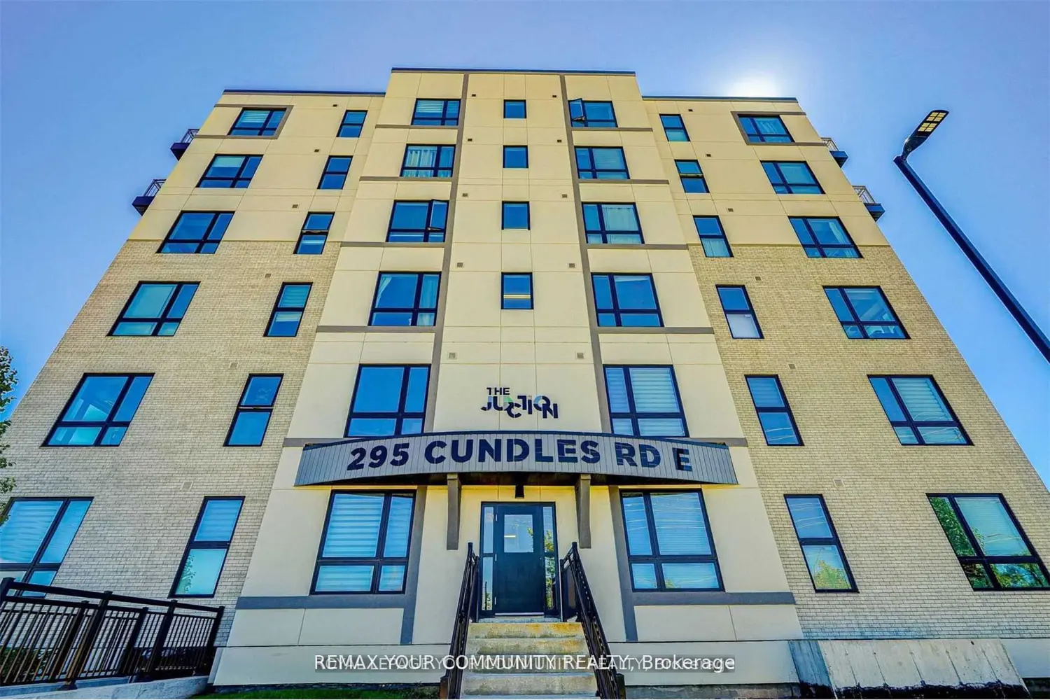 295 Cundles Road 304