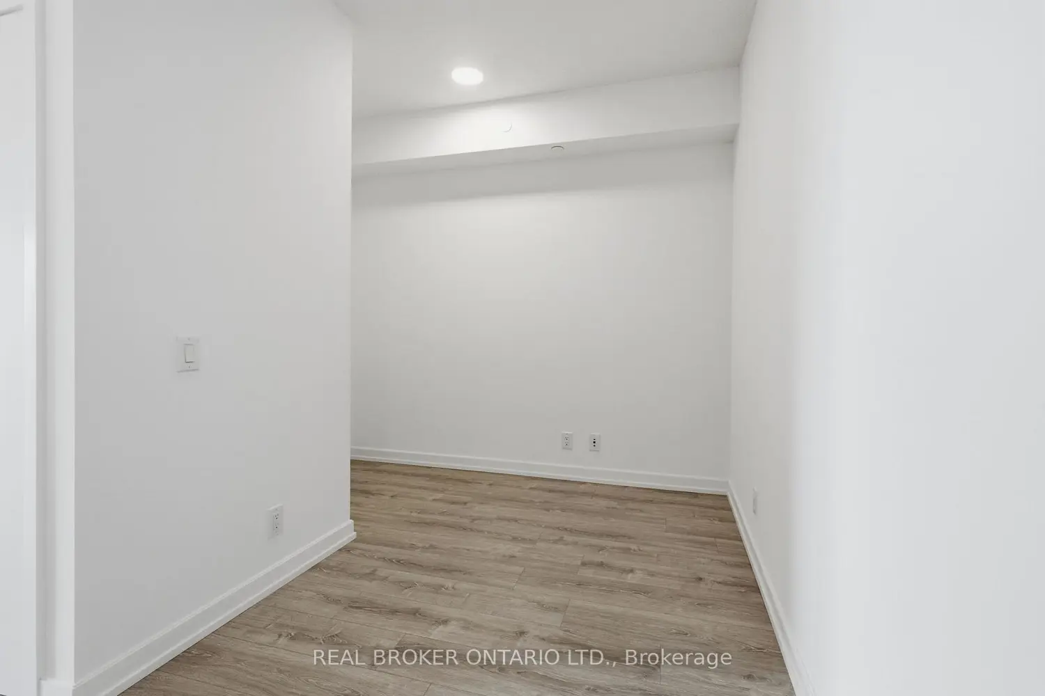 Additional image 12 of 20 Tubman Avenue 2202