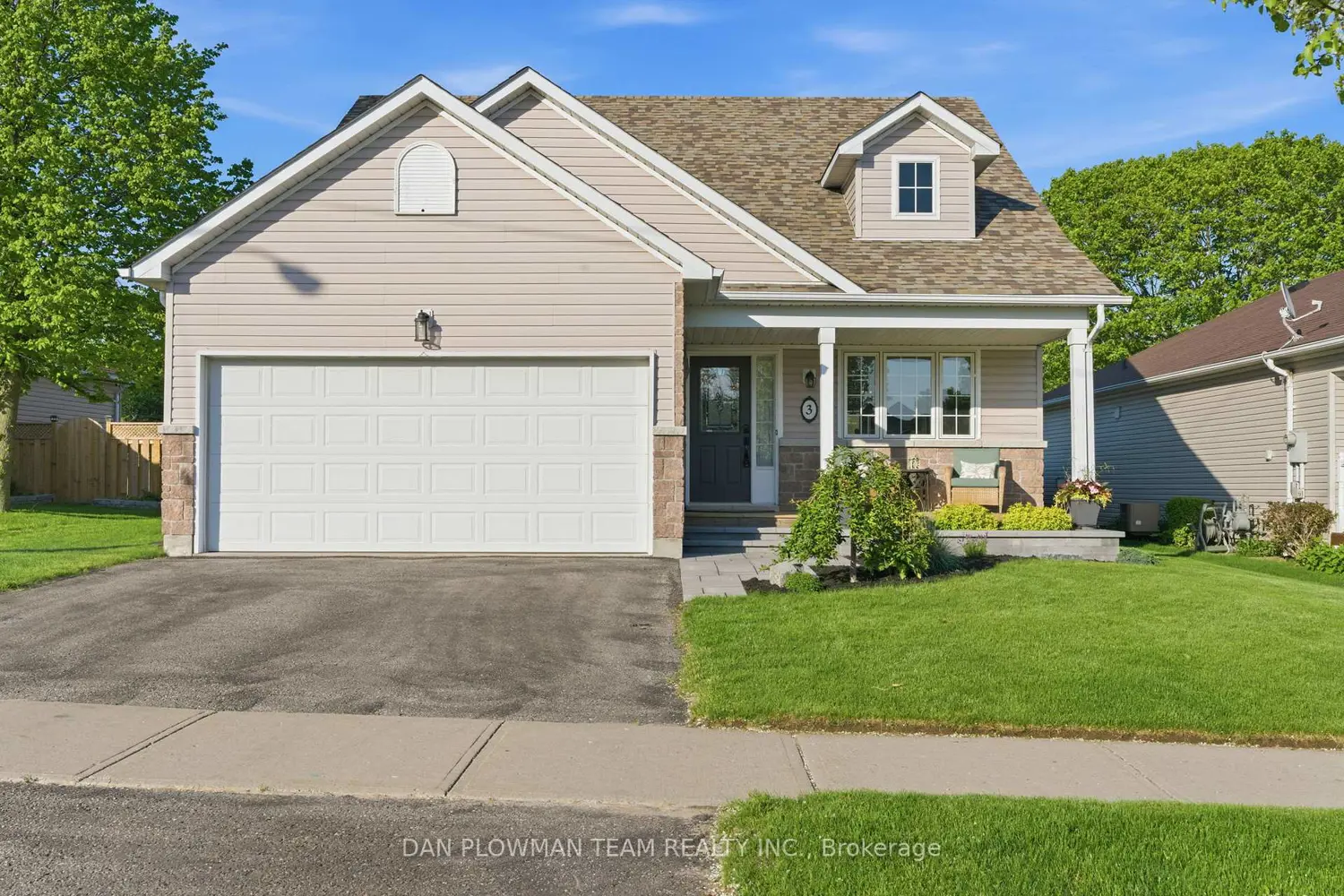 3 Rapley Boulevard