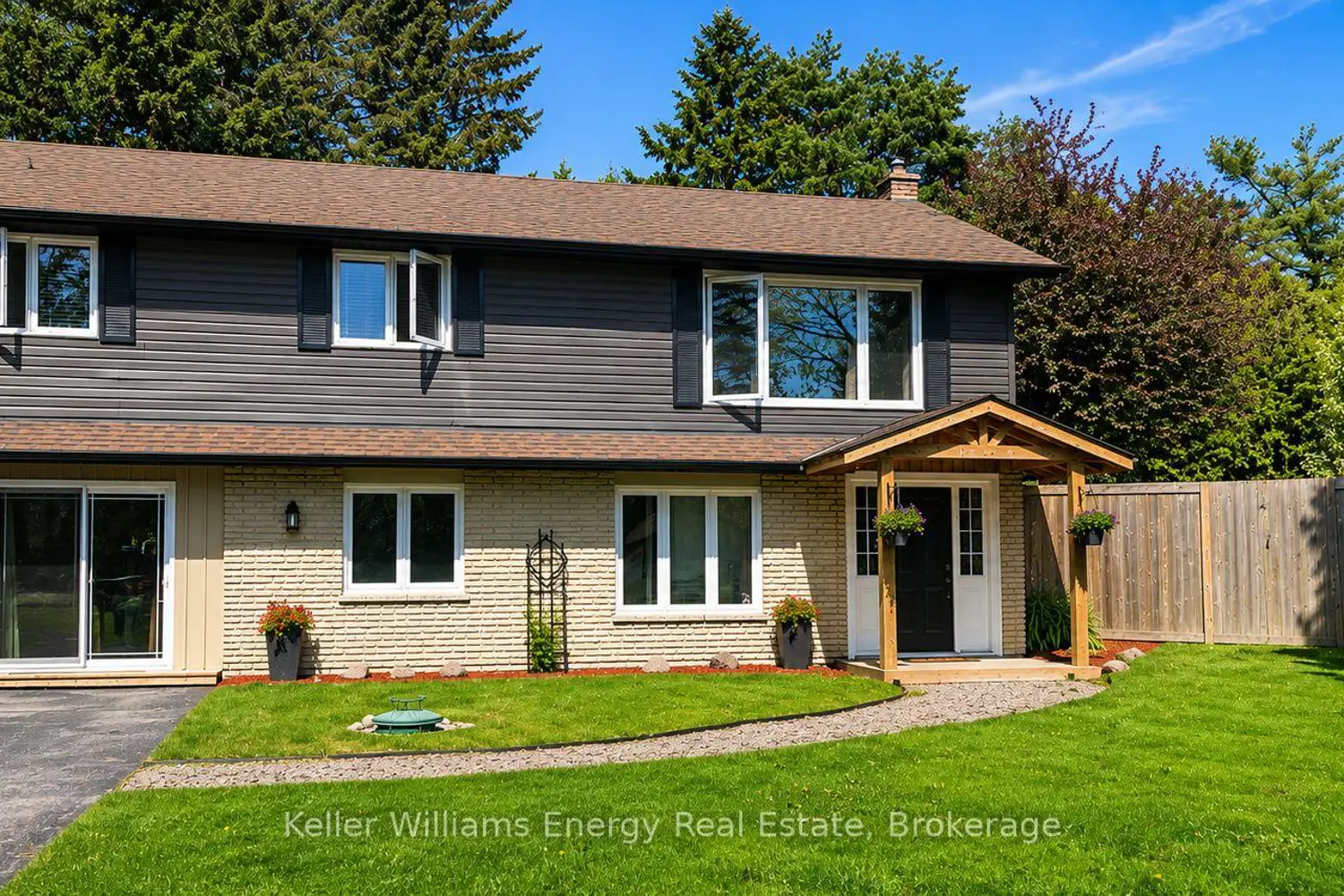 19 Pinewood Crescent