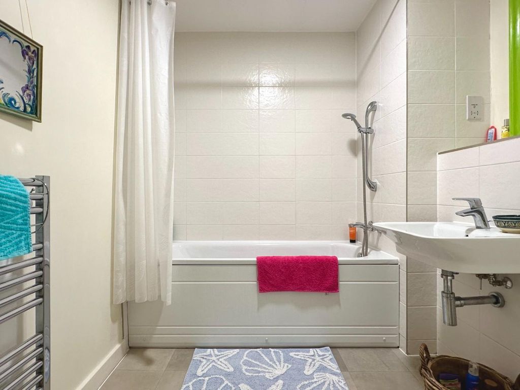 Additional image 10 of 2 bed flat for saleWain Close, Penarth CF64