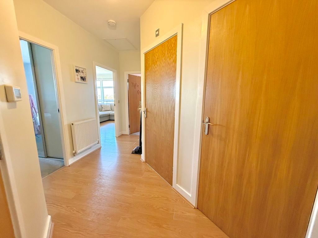 Additional image 7 of 2 bed flat for saleLeyland Road, Dunstable LU6