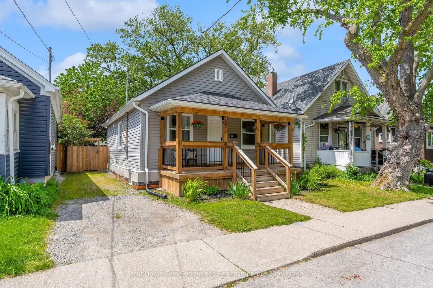 57 Richmond Avenue photo 2
