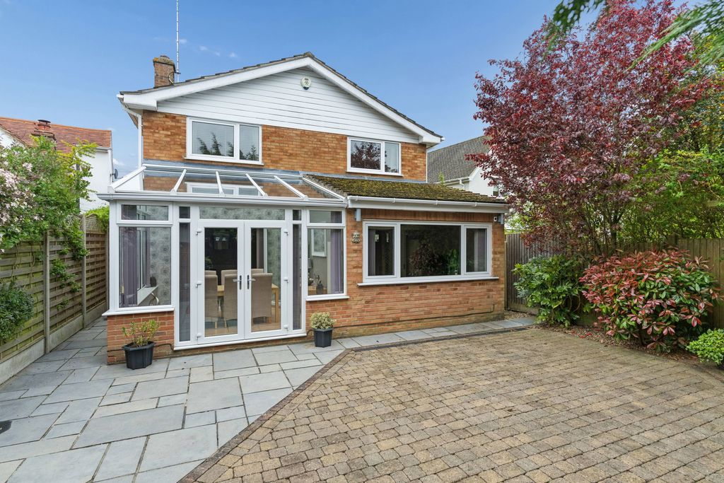 Additional image 18 of 3 bed detached house for saleSeamons Close, Dunstable LU6