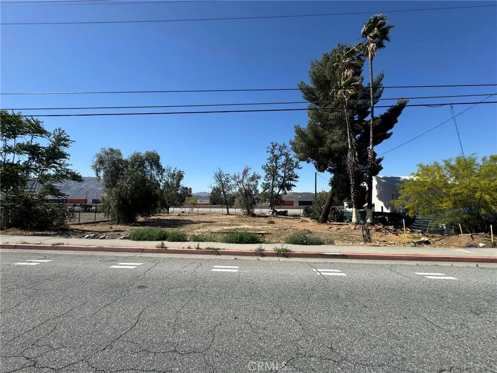 3864 W Ramsey Street, Banning, CA 92220