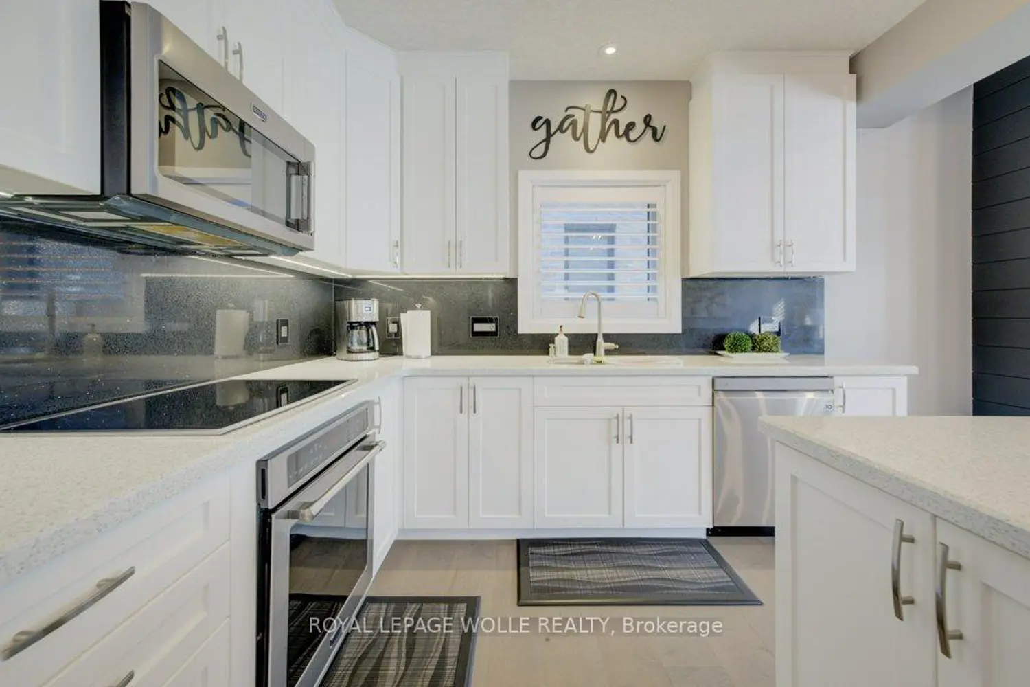 43 Greyhawk Street photo 3