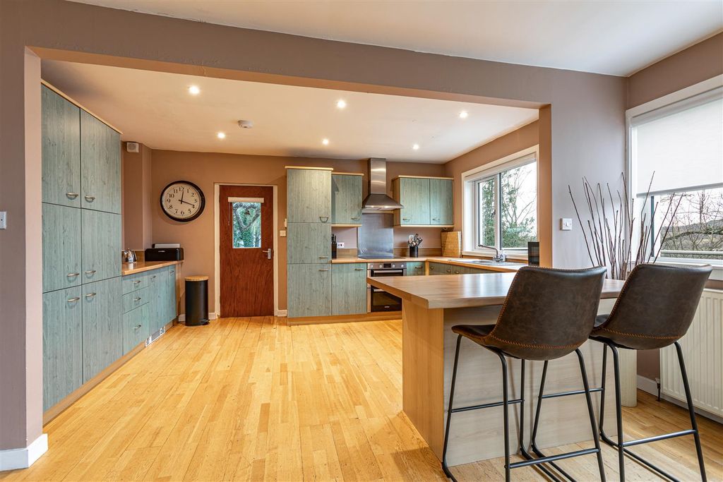 Additional image 8 of 5 bed detached house for saleTweed Rig, Gattonside, Melrose TD6