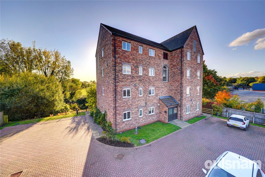 Additional image 10 of 2 bed flat for saleHoneymans Gardens, Droitwich, Worcestershire WR9
