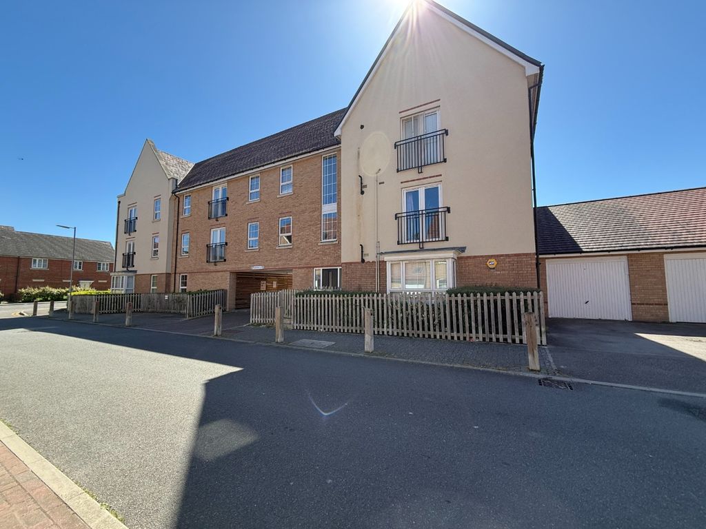 2 bed flat for saleBank Avenue, Dunstable LU6