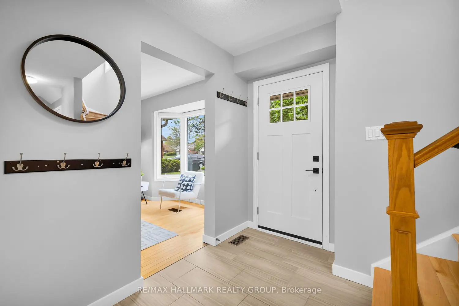 1089 Chablis Park photo 2