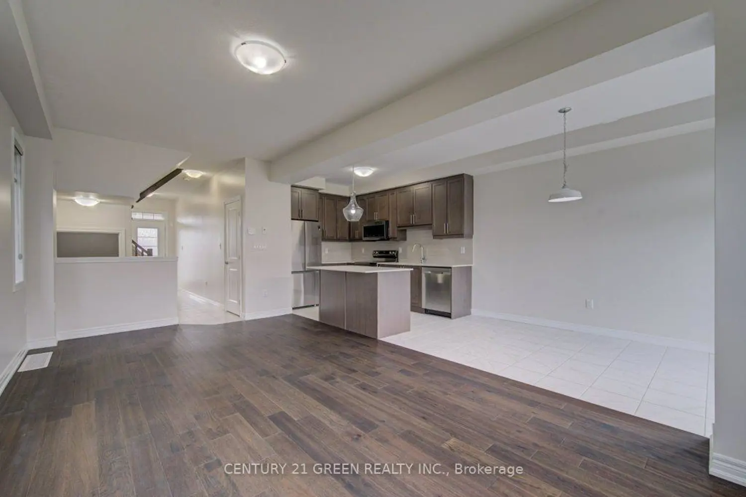 30 Baker Lane photo 4