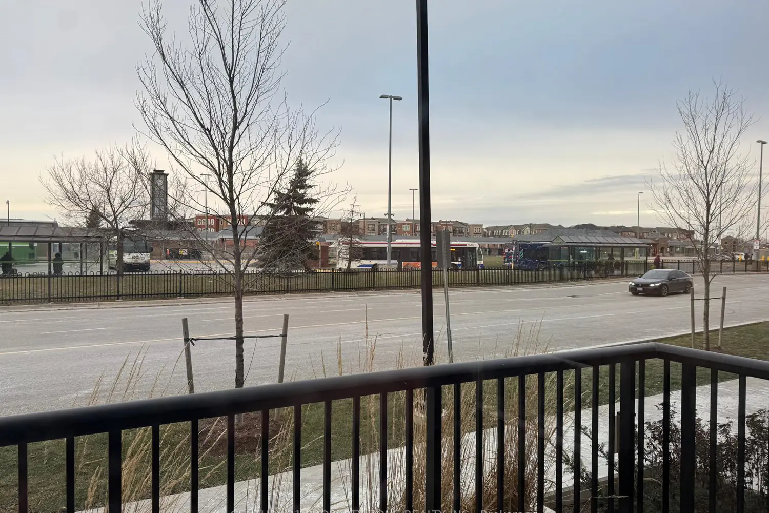 Additional image 20 of 20 Lagerfeld Drive 06