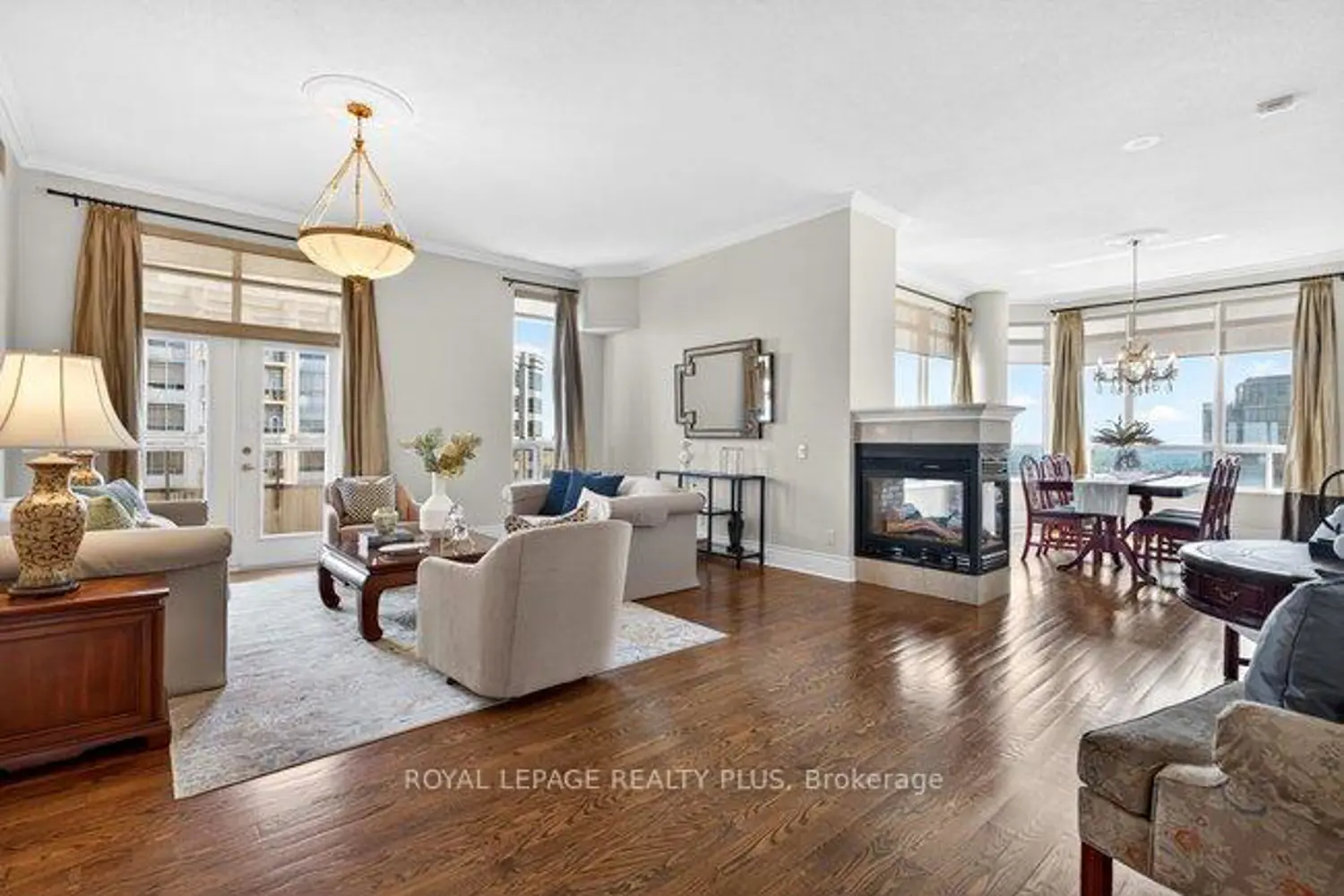 Additional image 3 of 35 Kingsbridge Garden Circle Tph4