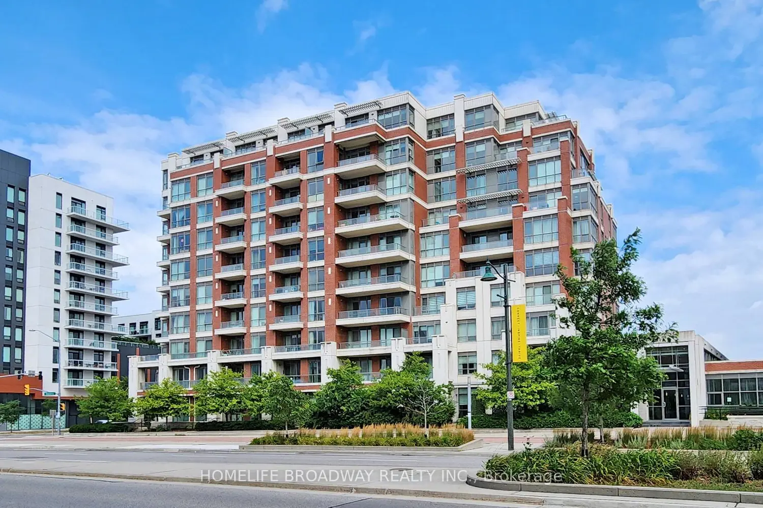 1 Upper Duke Crescent 806