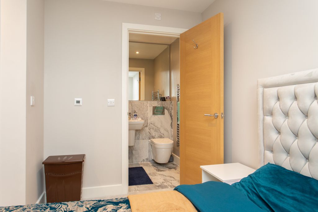 Additional image 8 of 2 bed flat for saleCrabble Hill, Dover CT17