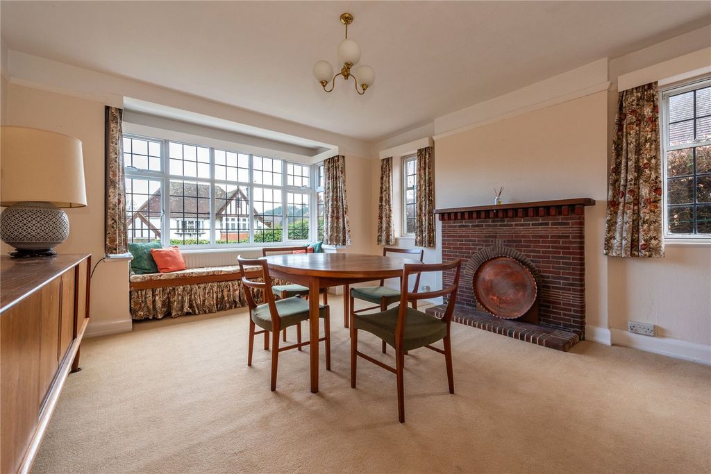 Additional image 7 of 4 bed detached house for saleMilton Avenue, Westcott, Dorking, Surrey RH4