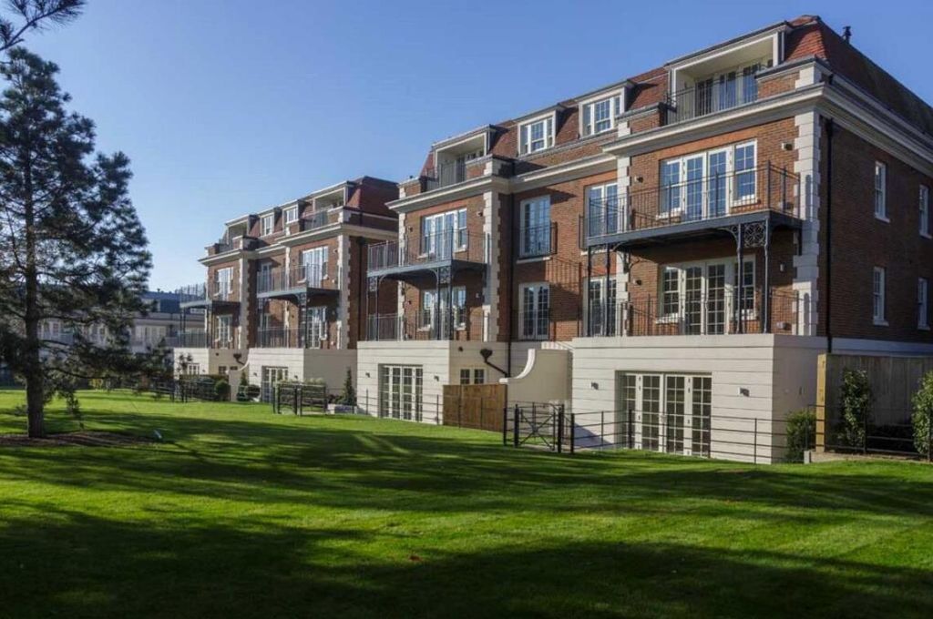 Additional image 17 of 1 bed flat for saleMagna Carta Park, Cooper's Hill, Englefield Green, Surrey TW20
