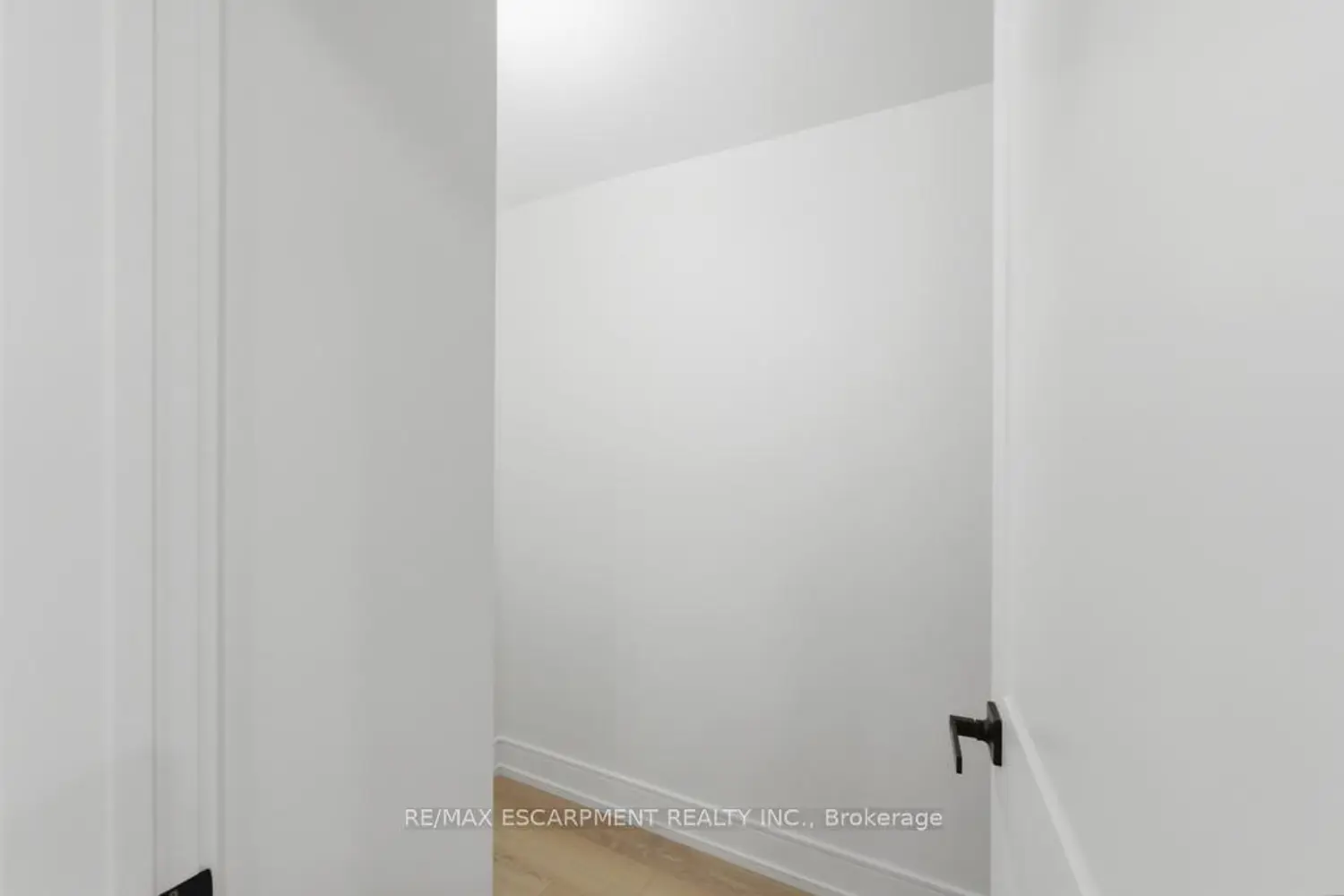 Additional image 13 of 173 West 19Th Street