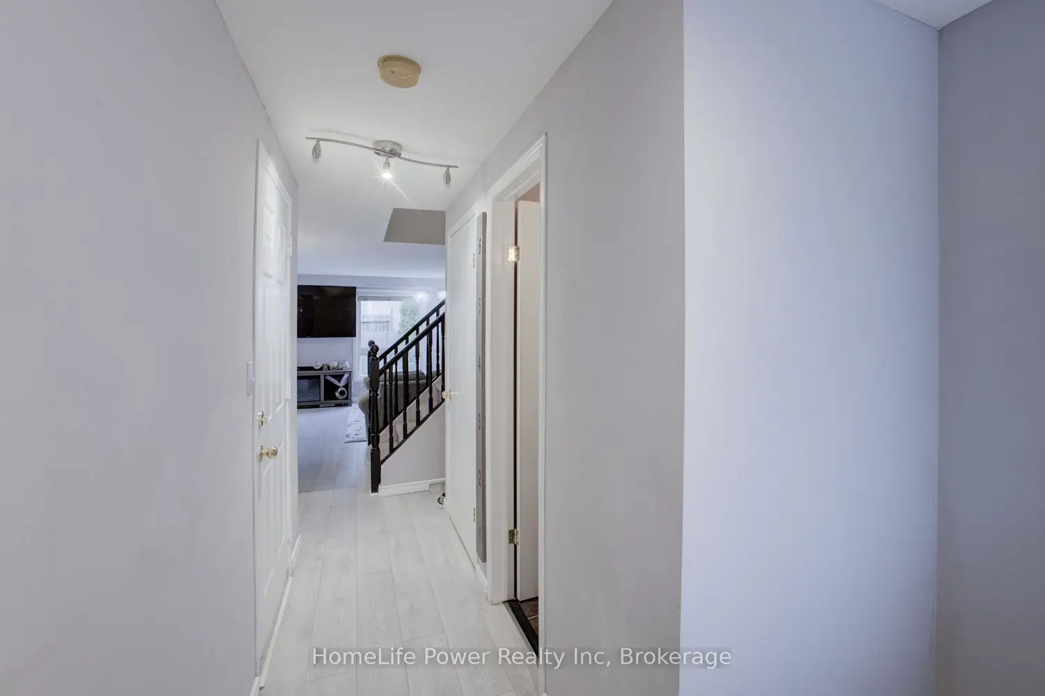 53 Prosperity Drive photo 2