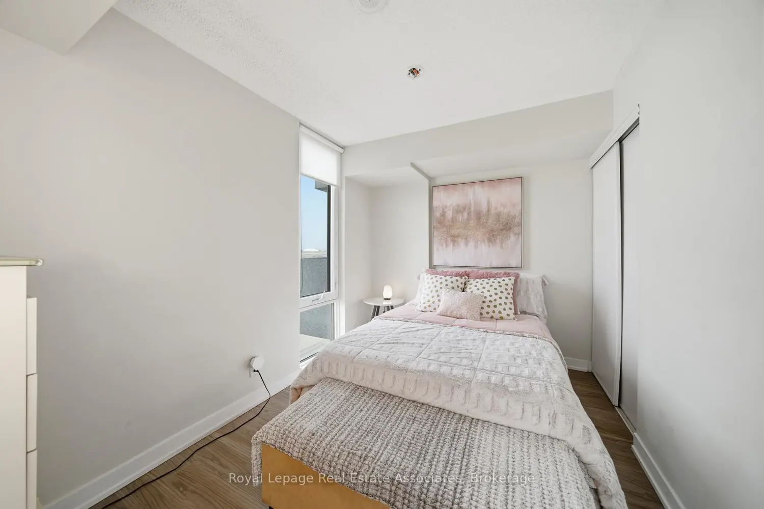 Additional image 5 of 38 Monte Kwinter Court 807