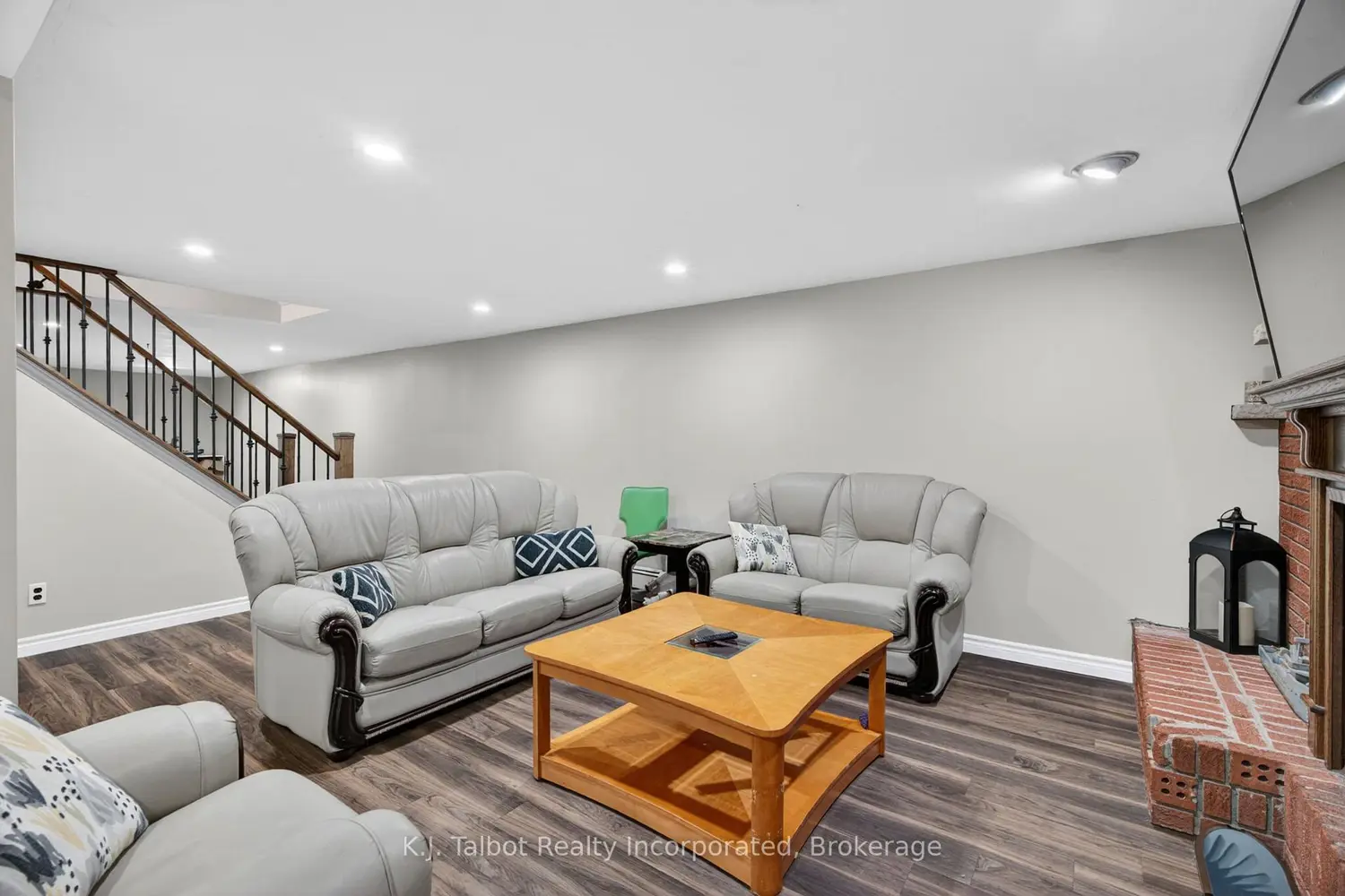 Additional image 16 of 441 Coombs Street
