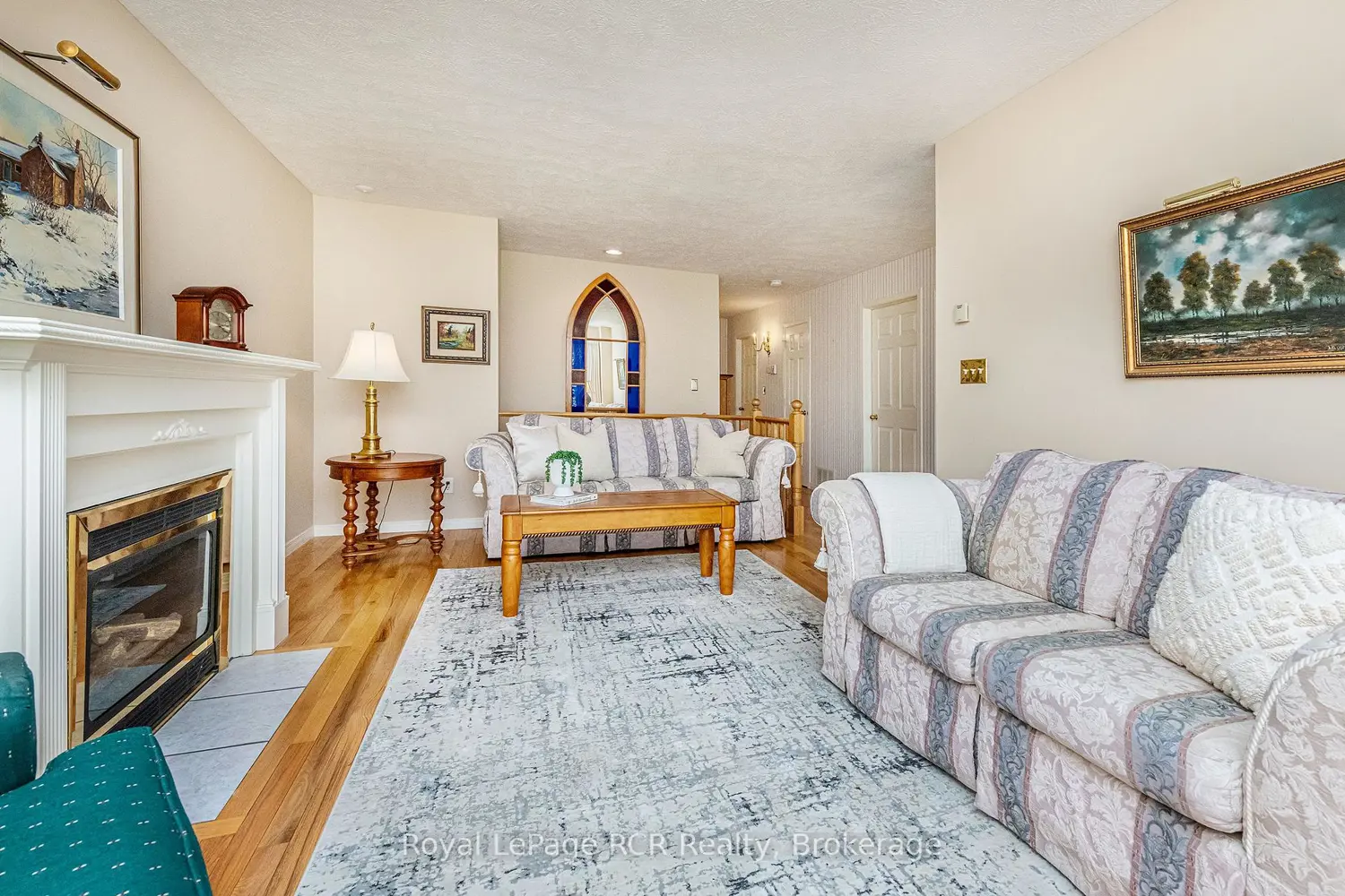 980 9Th Avenue Ae photo 4