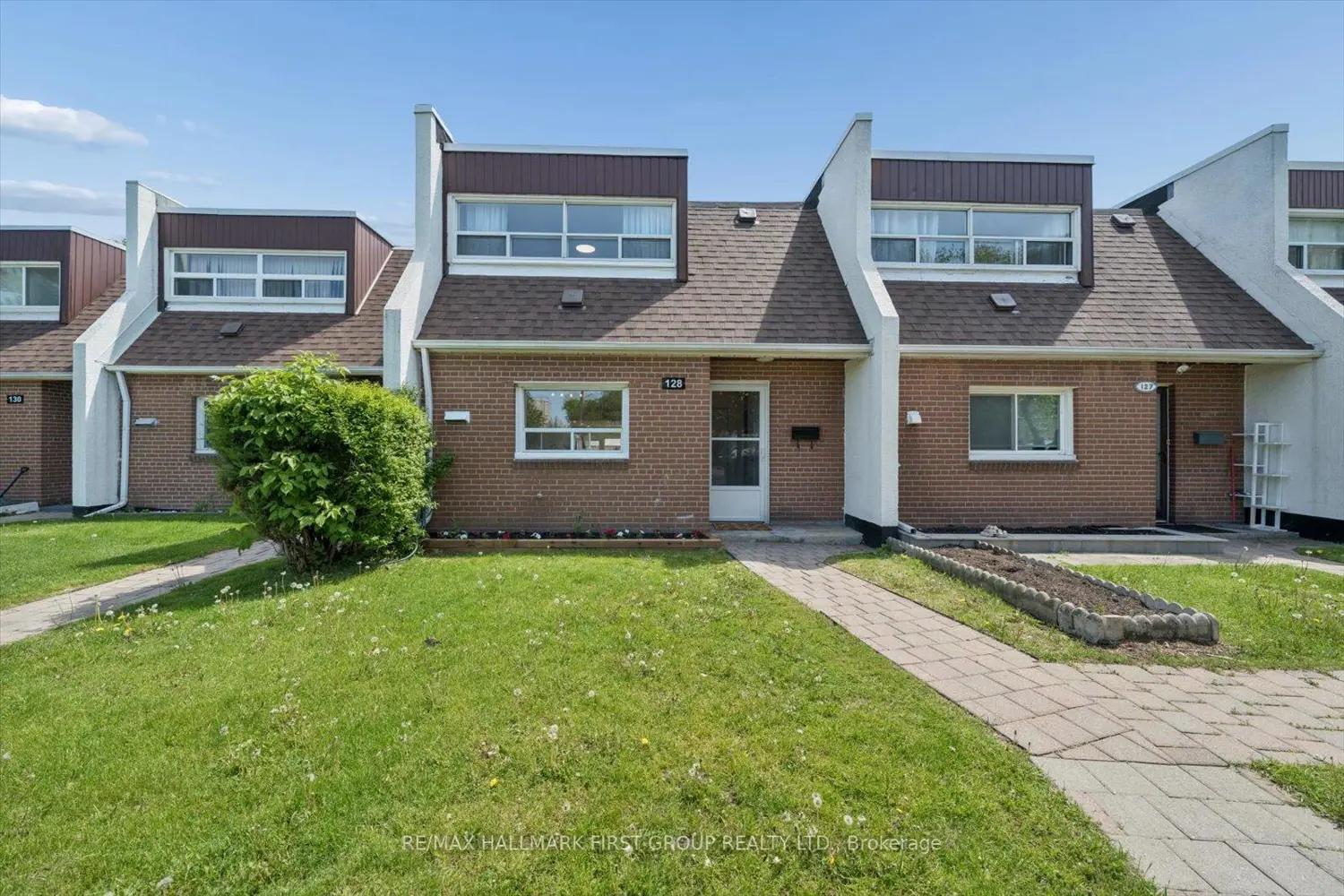 30 Venetian Crescent 128