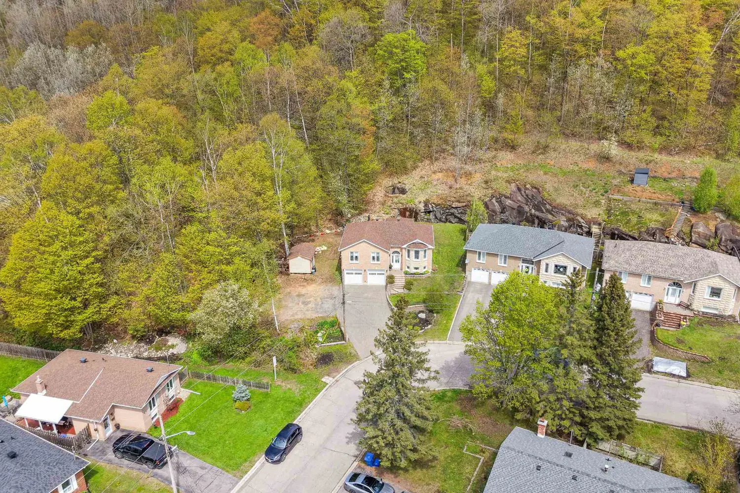 Additional image 16 of 65 Belleview Crescent