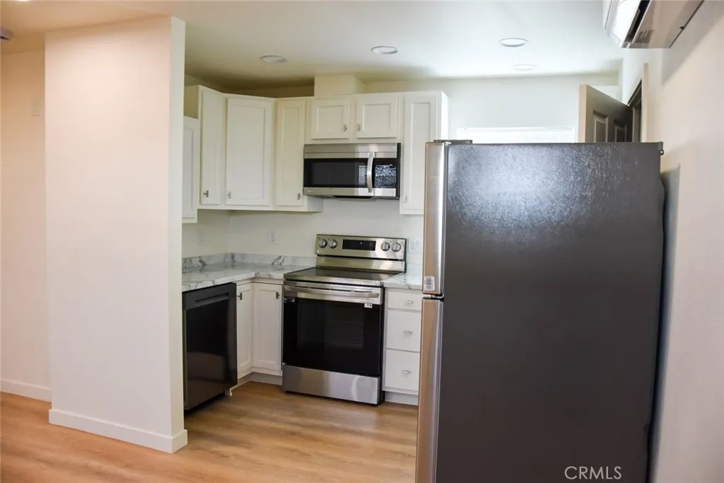1238 Locust Ave, Orange, CA 92867 photo 3