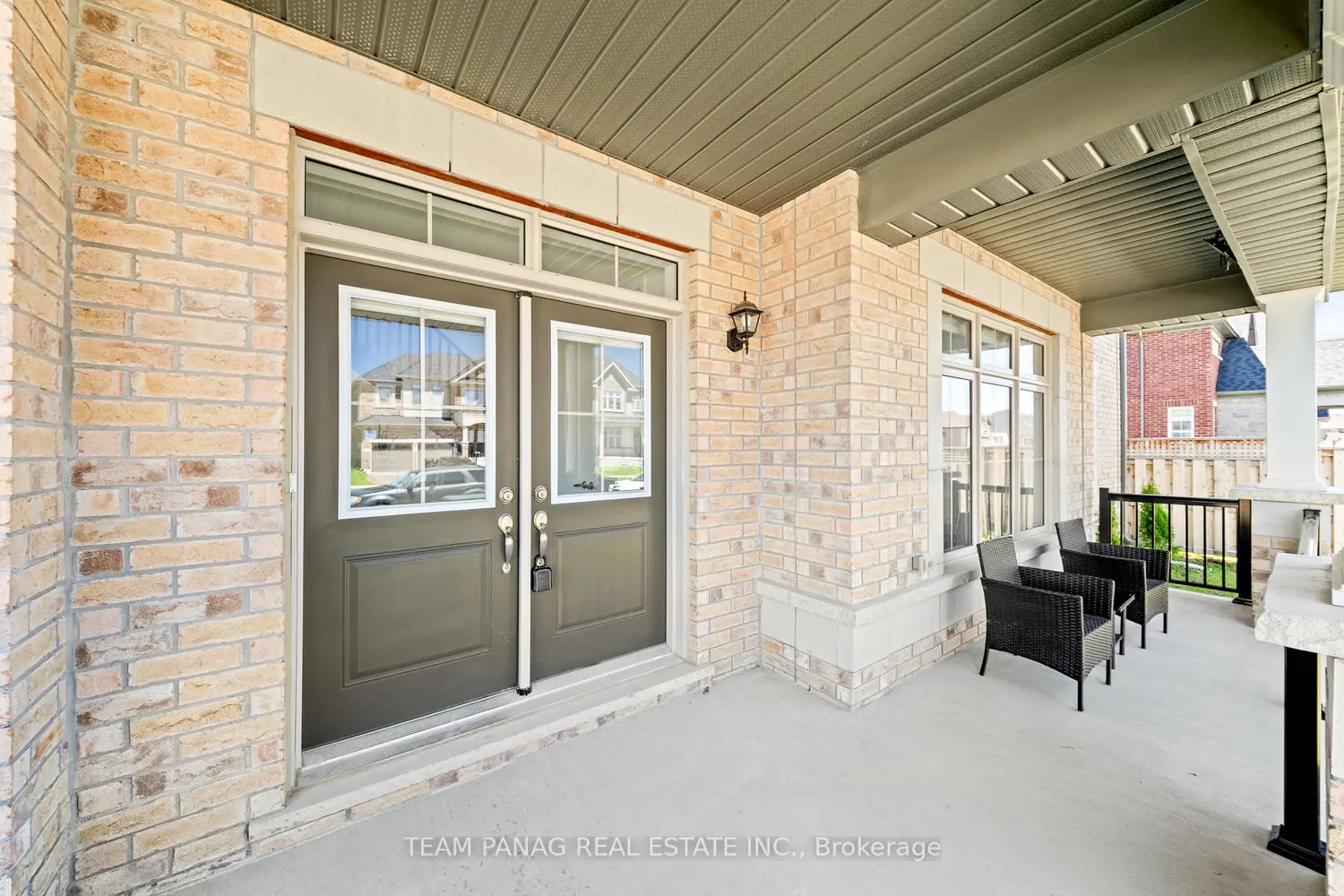 1614 Sharpe Street photo 3