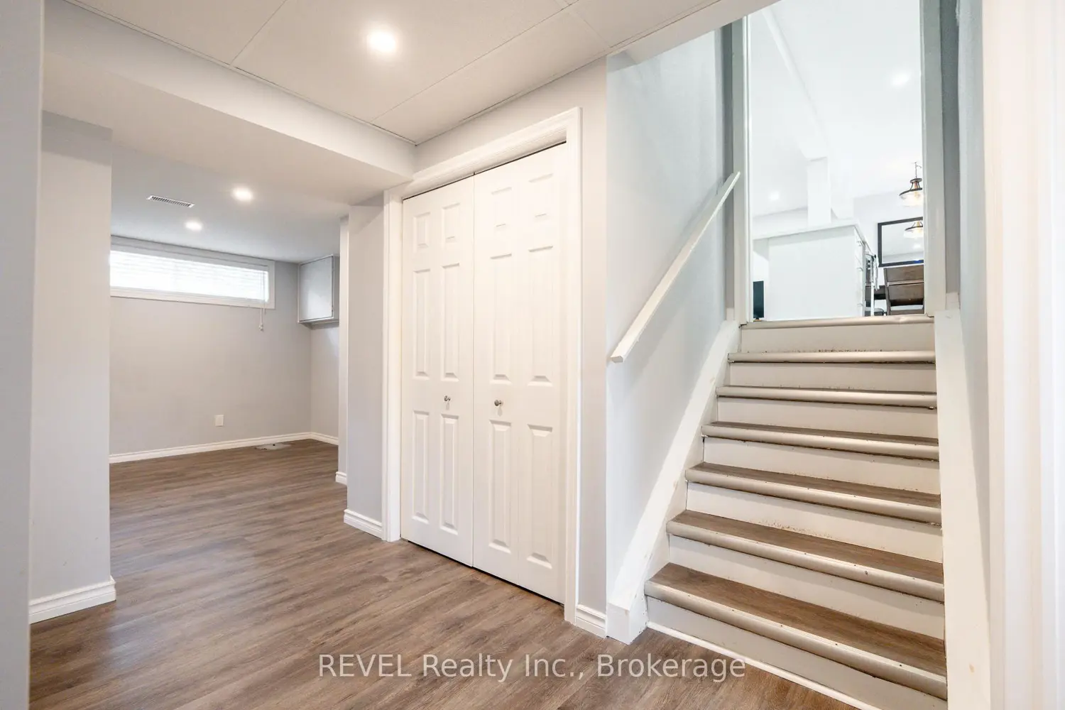 Additional image 9 of 4480 Queensway Gardens