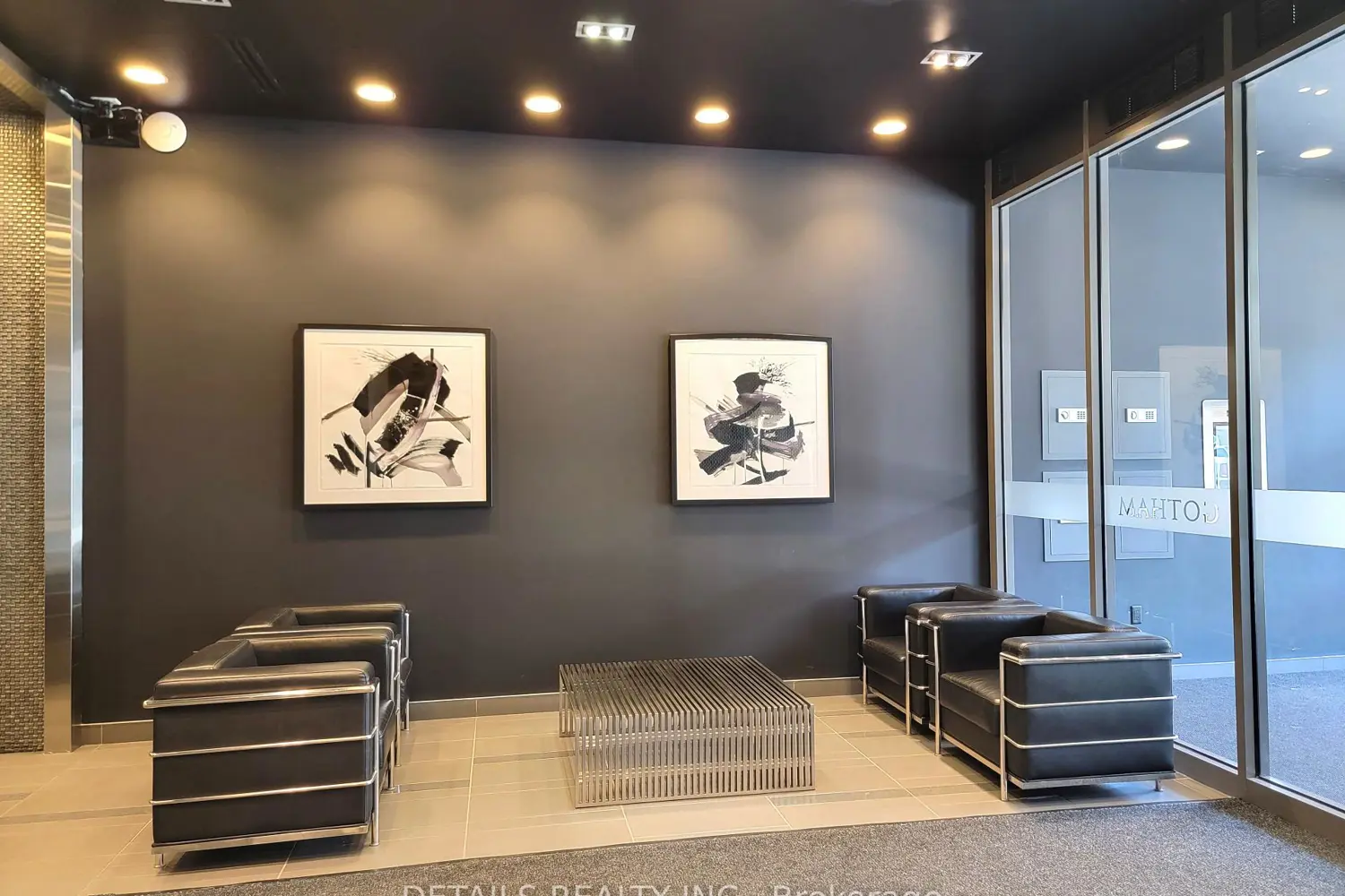 224 Lyon Street 812