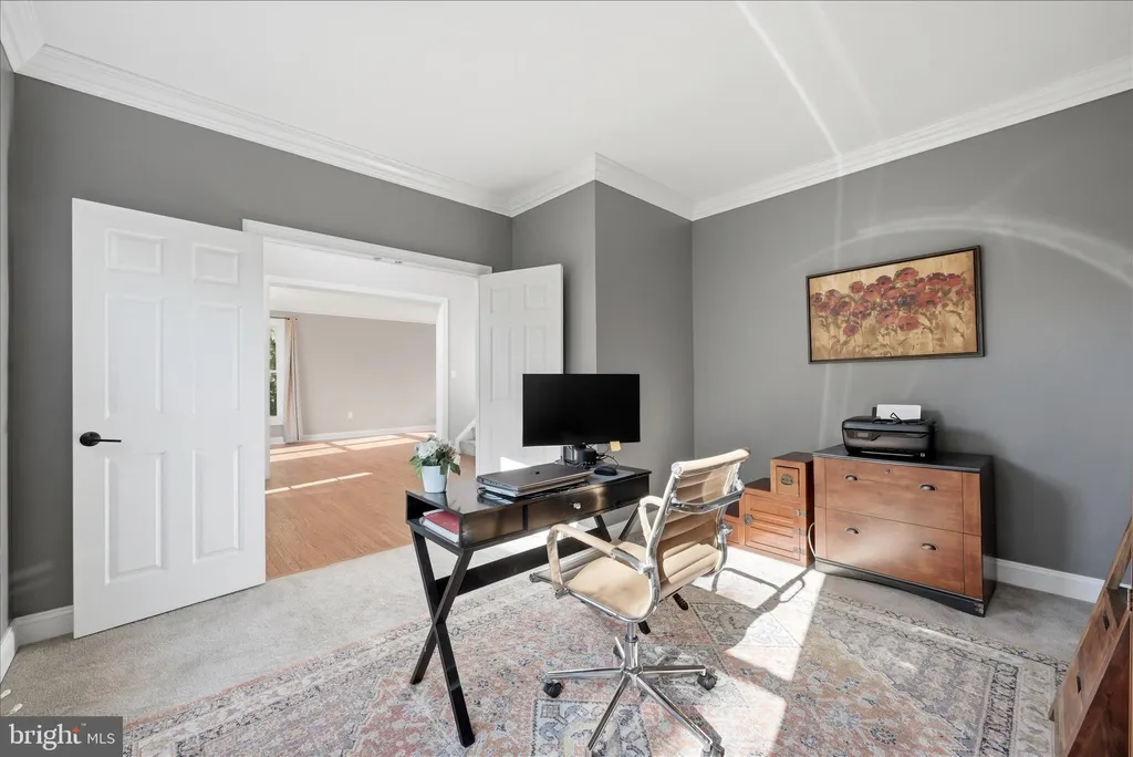 Additional image 11 of 301 Shiloh Place SE, Leesburg, VA 20175