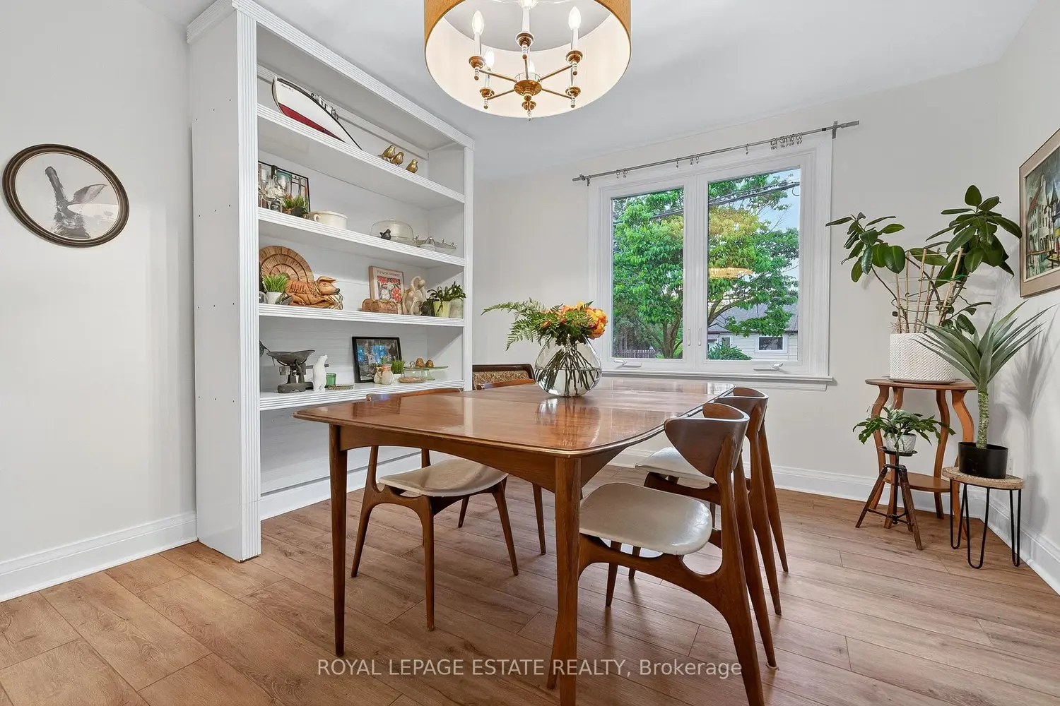 Additional image 8 of 1016 Kipling Avenue