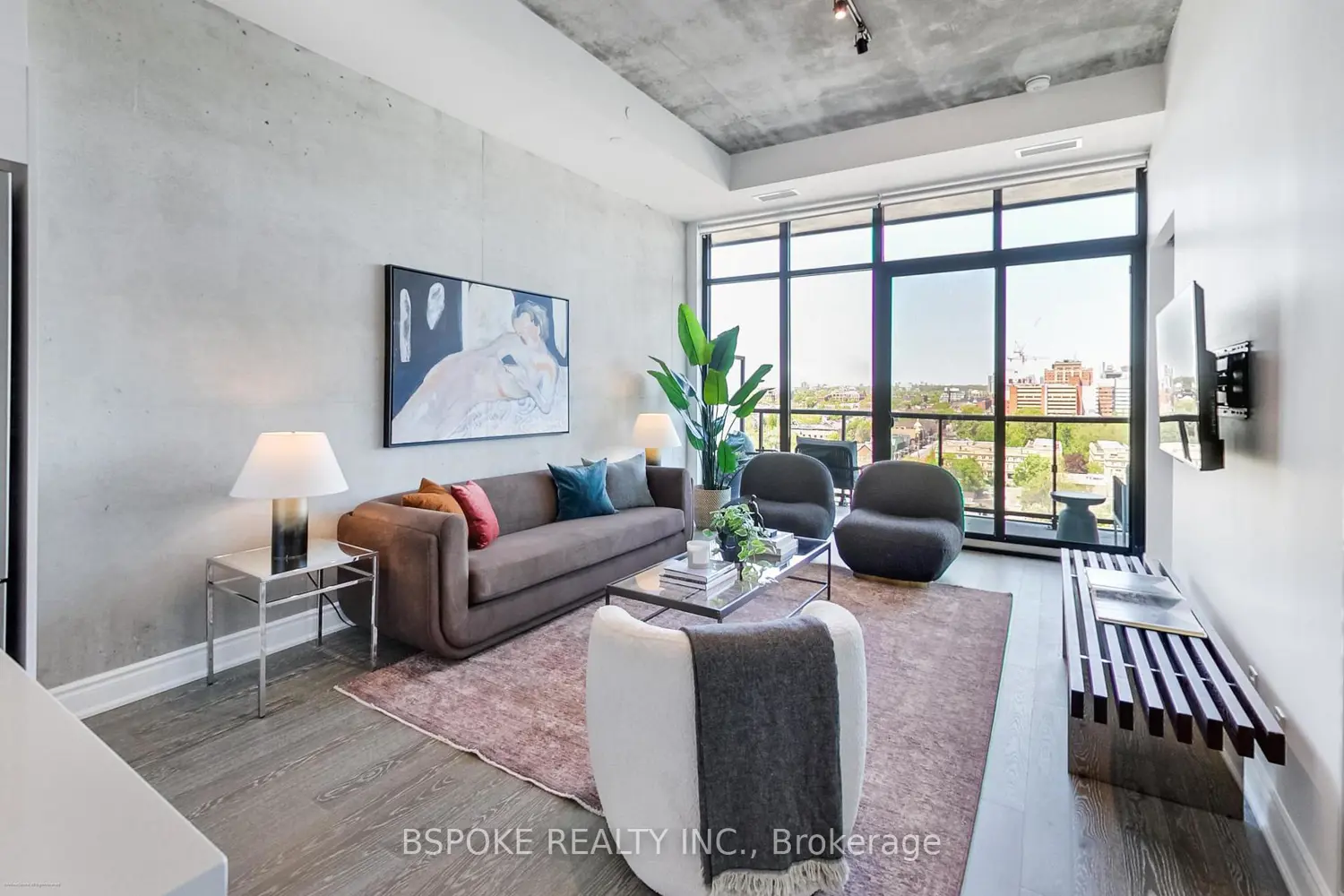 608 Richmond Street Lph9