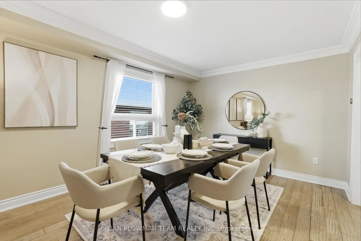 27 Hockley Avenue photo 3