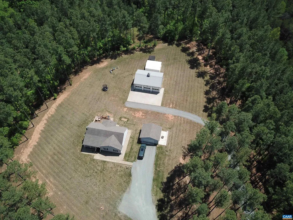 Additional image 21 of 1121 Hardware Rd, Scottsville, VA 24590