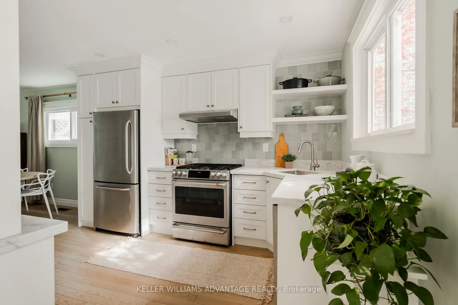 Additional image 4 of 148 Warden Avenue