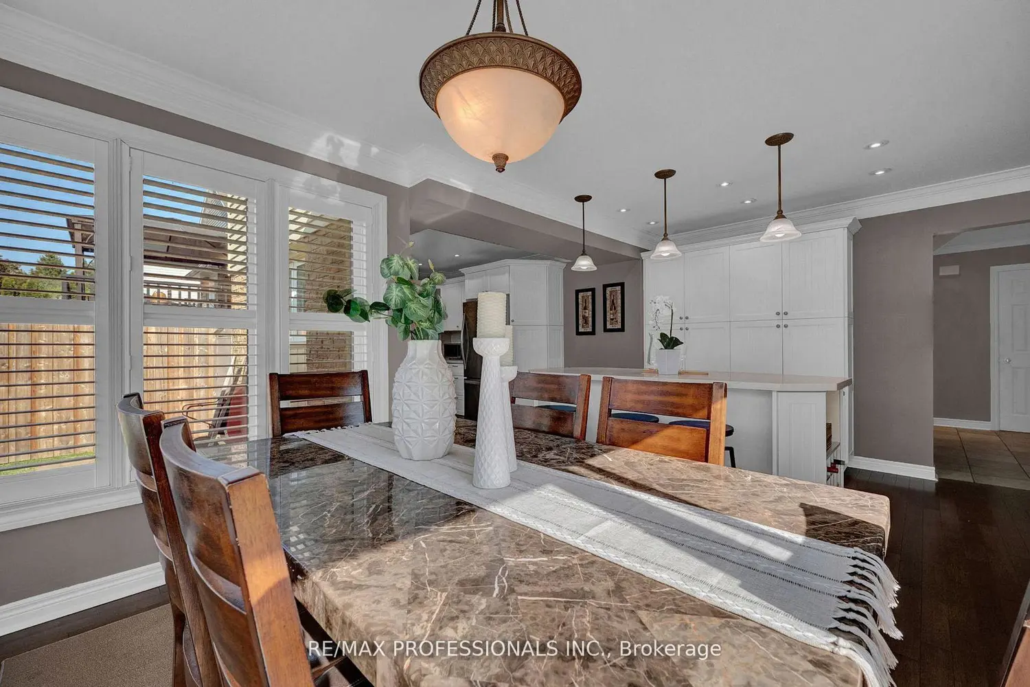 45 Resolute Crescent photo 5