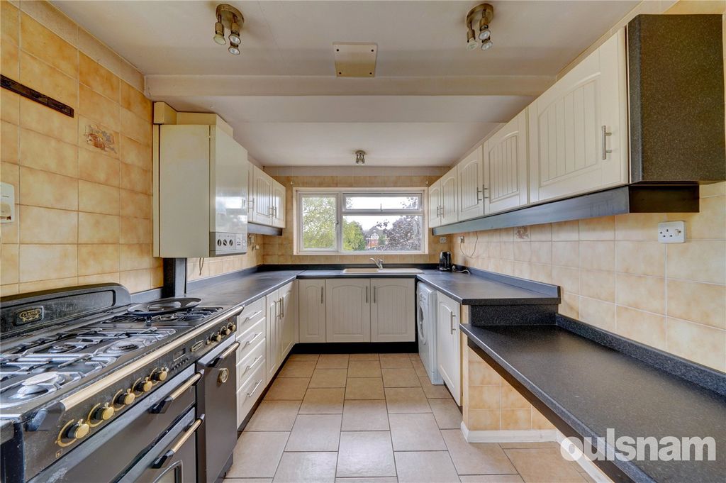 Additional image 6 of 2 bed flat for saleCorbett Avenue, Droitwich, Worcestershire WR9