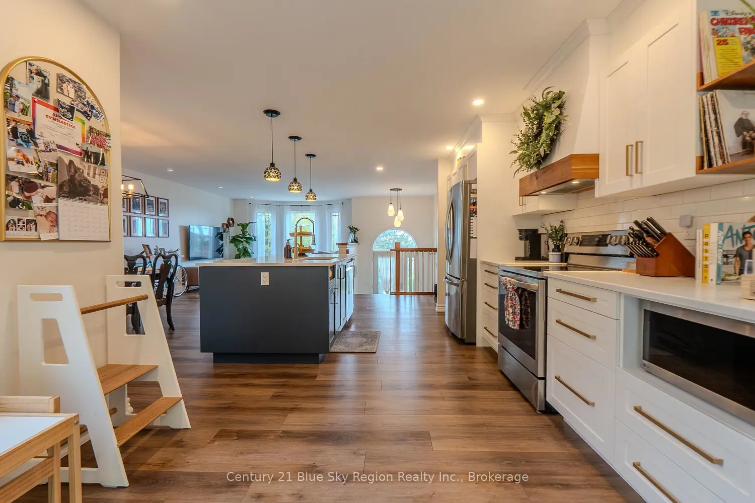 Additional image 4 of 65 Belleview Crescent