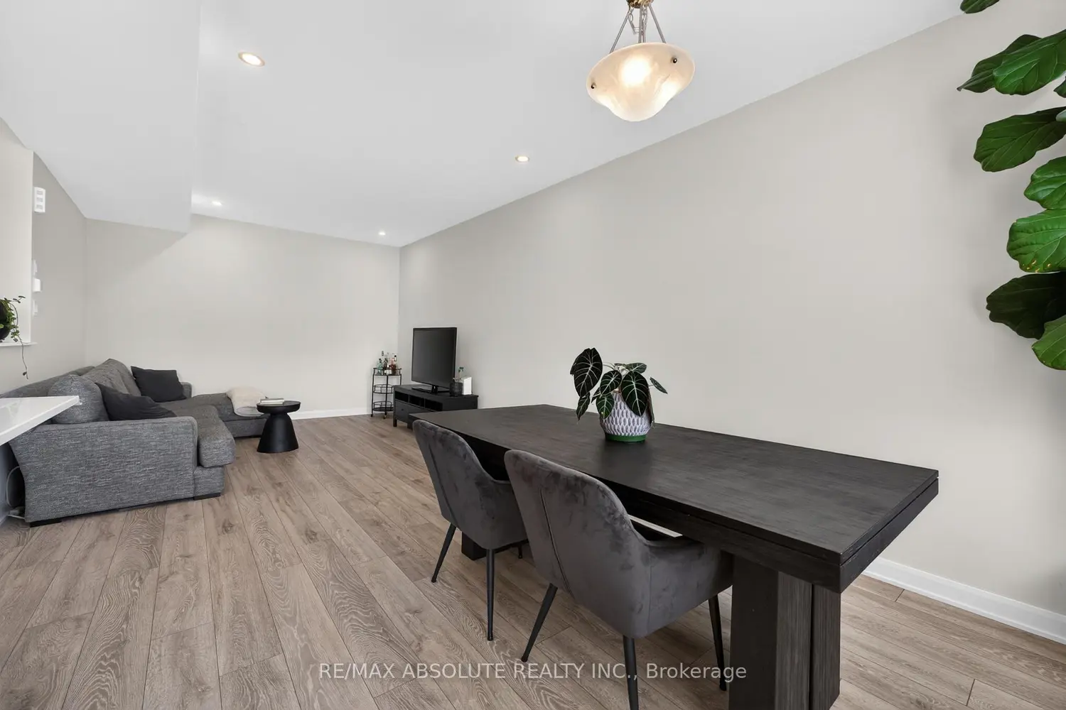 Additional image 13 of 912 Lixnaw Court