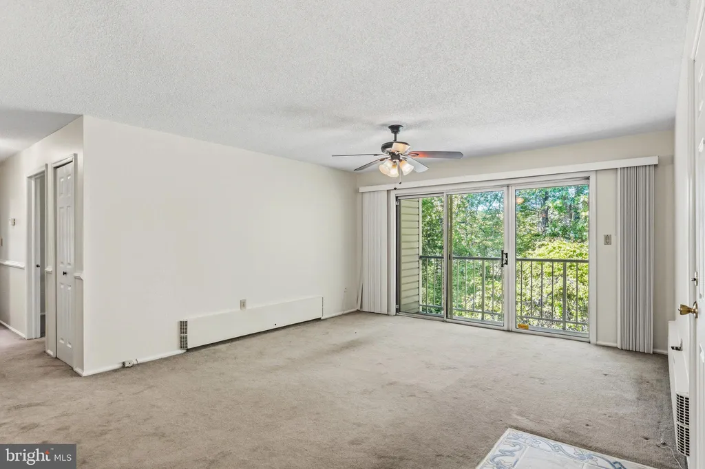 Additional image 3 of 96 Willow Ct, Hamilton, NJ 08619