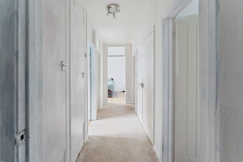 Additional image 8 of 3 bed flat for saleBamburgh Court, Ellesmere Port CH65
