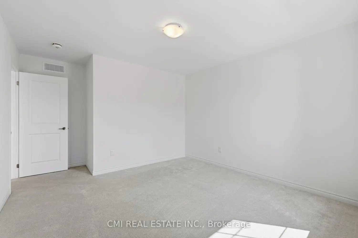 Additional image 15 of 20 Hillcroft Way
