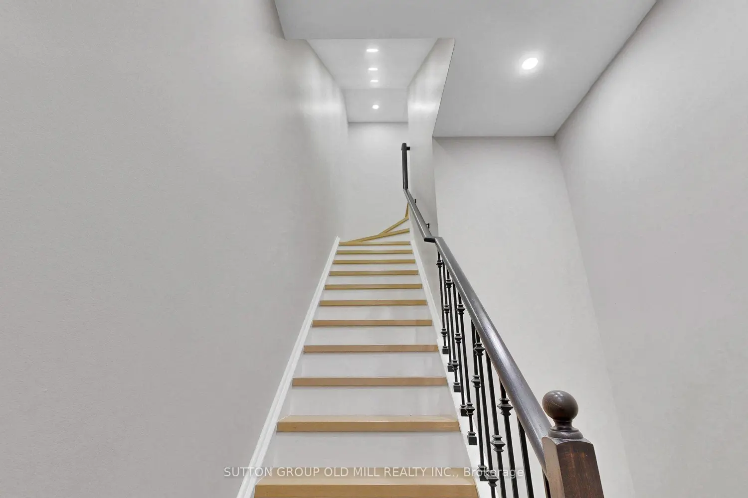Additional image 5 of 12 Sudbury Street 1402